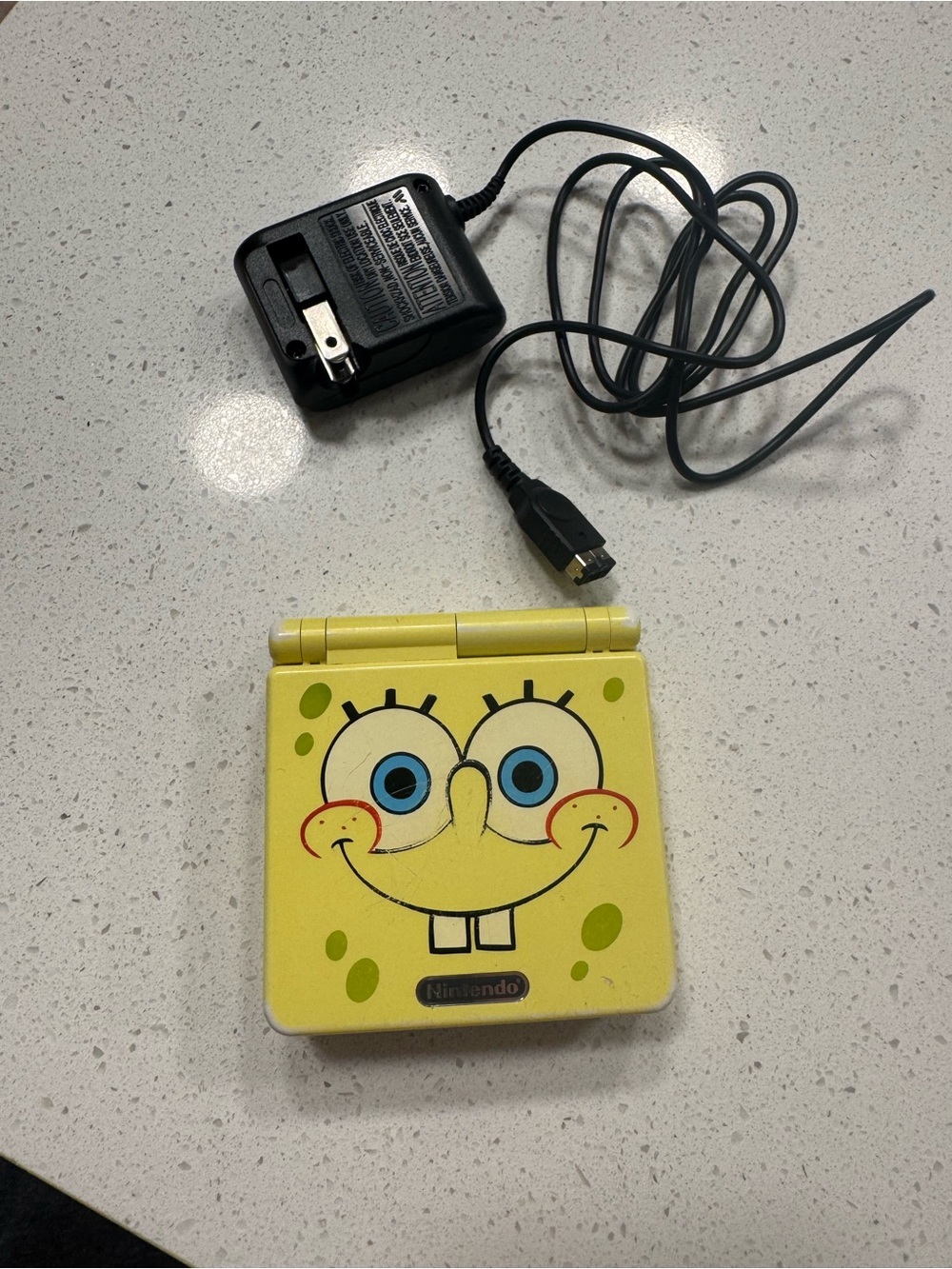 Nintendo SpongeBob Limited-Edition Game Boy Advance SP - Yellow *make an offer*
